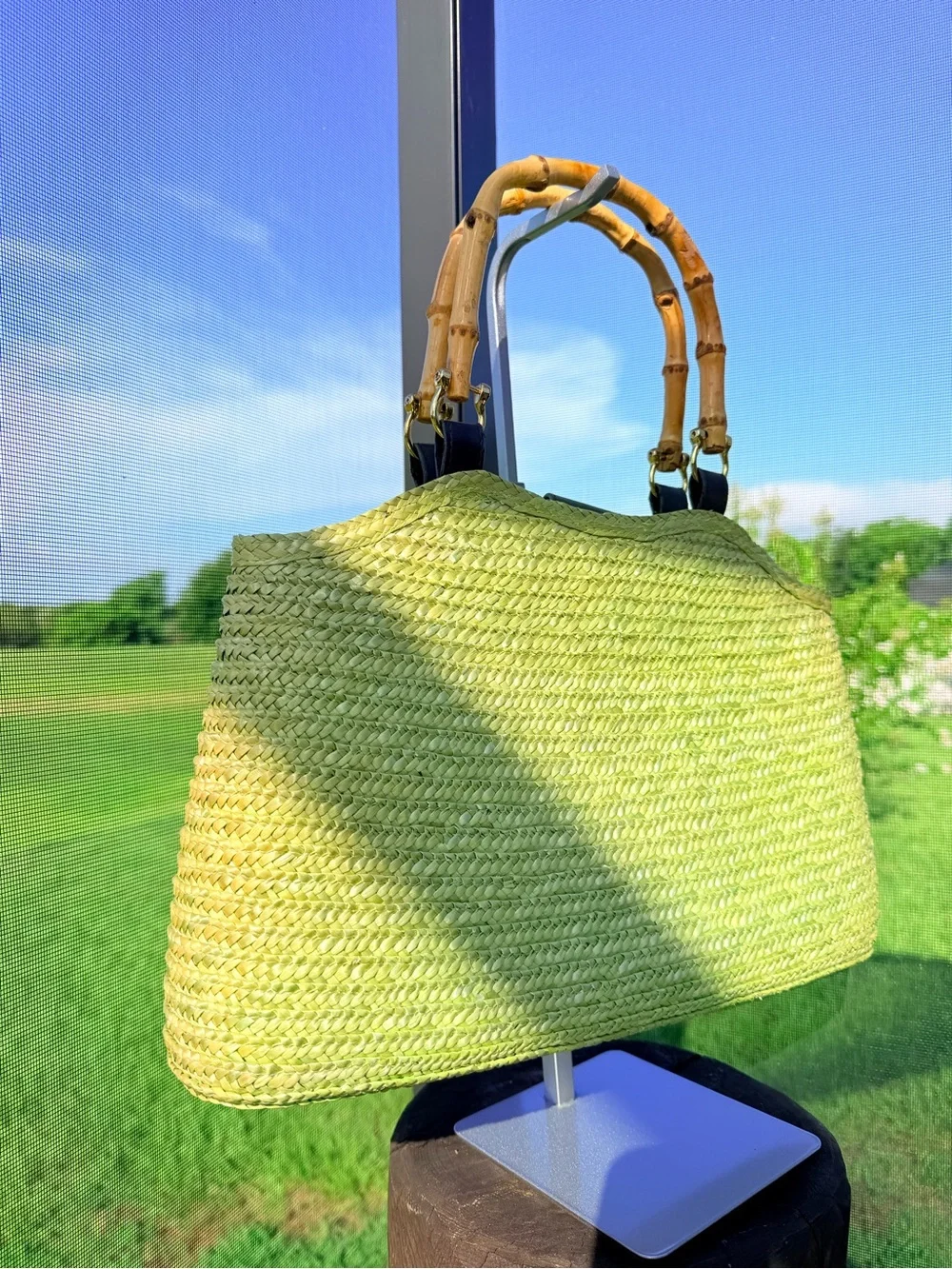 Lime Green Straw Woven Handbag Bamboo Handles Summer Beach Resort Purse